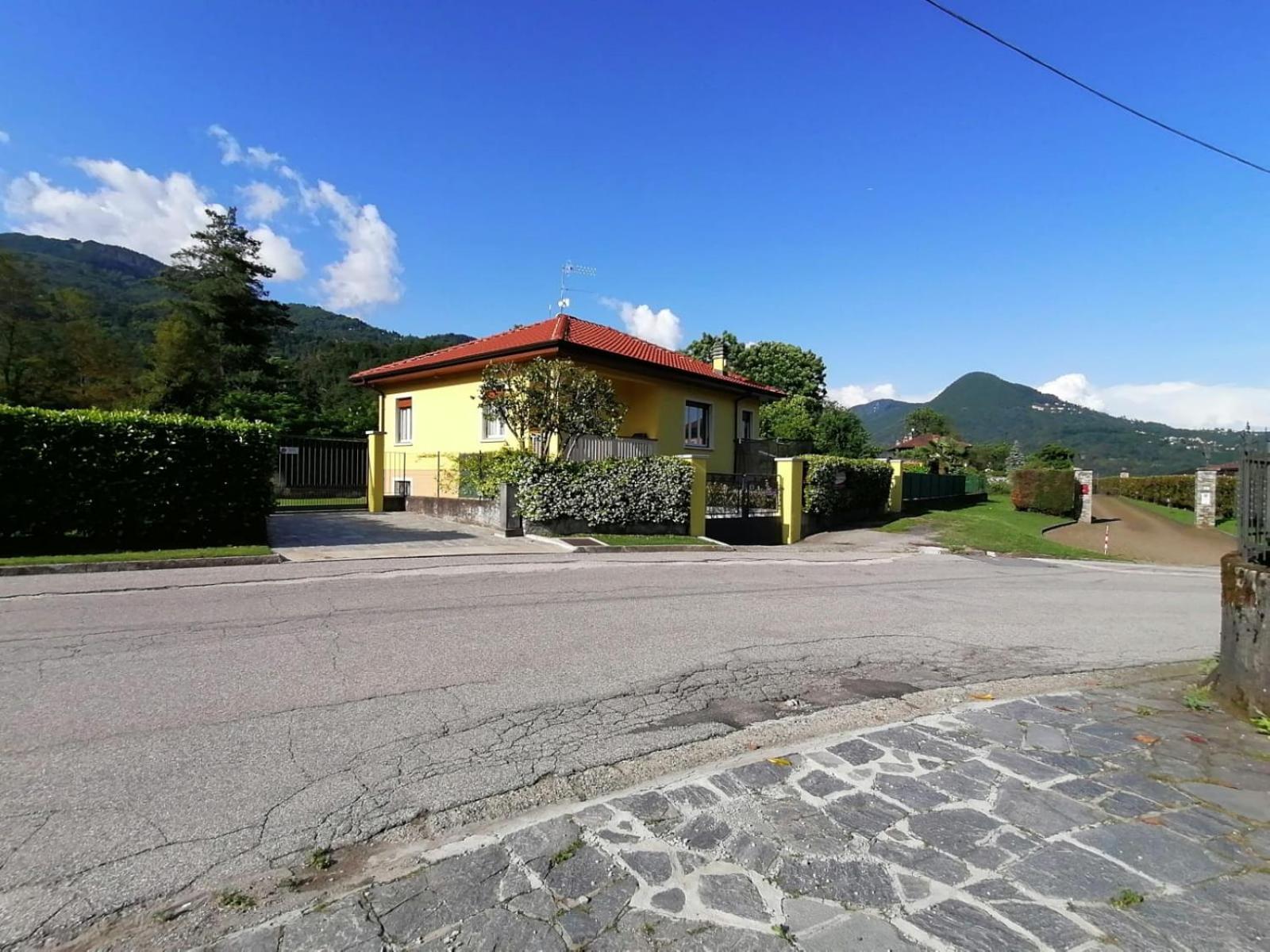 Casa Vacanza Elena San Bernardino Verbano Экстерьер фото